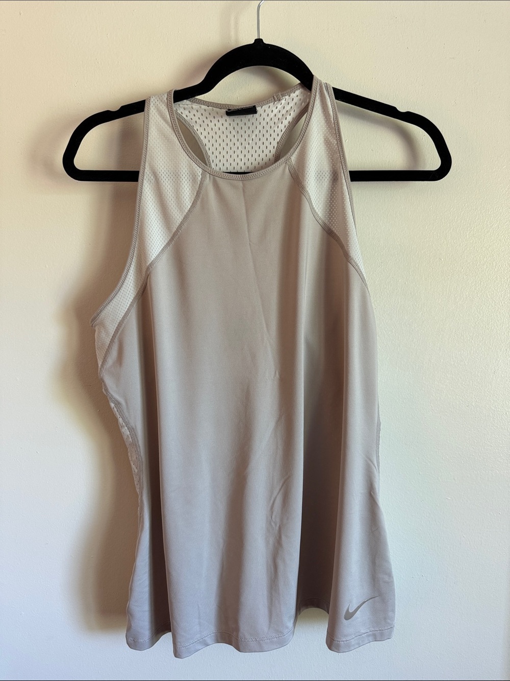 Nike Women’s HyperCool Tank Top size L